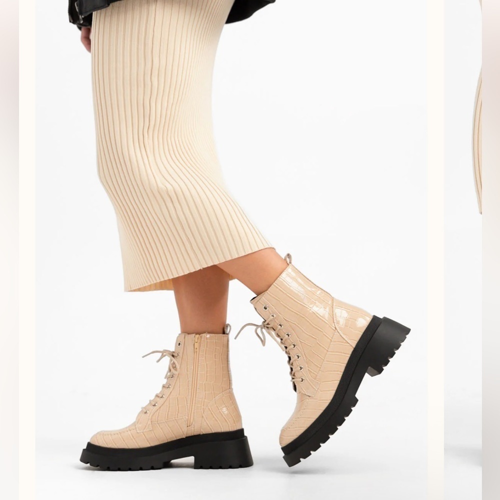 Topshop Kara Chunky Croc Lace Up Boot In Off White